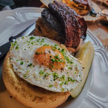 Au Cheval - Bars Near Me - Chicago, Illinois
