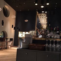 Quality Hotel Friends - Bar area.