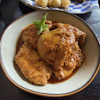 BURMA O' CLOCK - Chicken Curry /Burmese Style - Burmese Near Me - Wheaton, Illinois