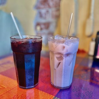 5 Spot Chivas Grill - Left: Jamaica Agua Fresca ($3.25), Right: Horchata ($3.25) - Mexican Near Me - San Jose, California 5 Spot Chivas Grill - Left: Jamaica Agua Fresca ($3.25), Right: Horchata ($3.25) - Mexican Near Me - San Jose, California