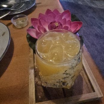 Kin Len Thai Night Bites - Yuzu cocktail - Thai Near Me - Seattle, Washington Kin Len Thai Night Bites - Yuzu cocktail - Thai Near Me - Seattle, Washington