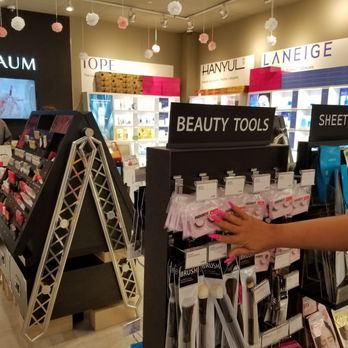Aritaum - Ari you sure - Cosmetics & Beauty Supply Near Me - Houston, Texas Aritaum - Ari you sure - Cosmetics & Beauty Supply Near Me - Houston, Texas
