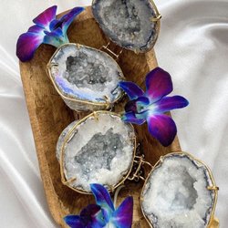 Psychic and life coach - Contact me today for your psychic reading