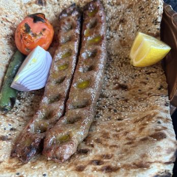 Pizza Polo - Koobideh smothered in butter with sangak bread - Pizza Near Me - San Fernando Valley, California Pizza Polo - Koobideh smothered in butter with sangak bread - Pizza Near Me - San Fernando Valley, California