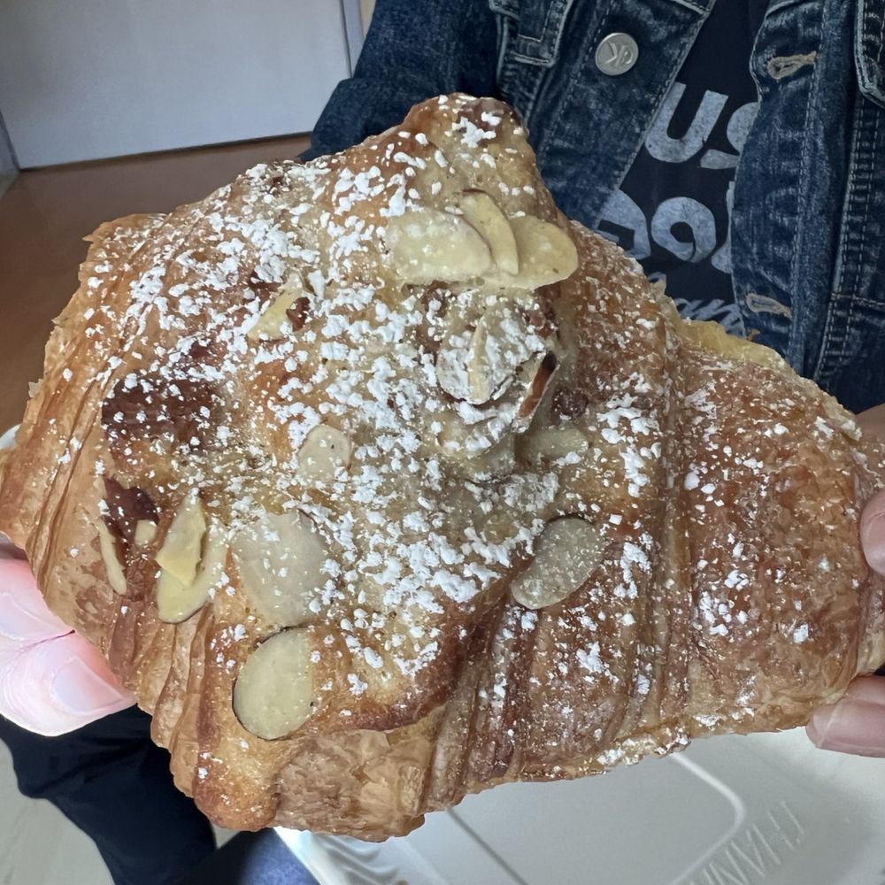 Le Coffee Shop - Breakfast & Brunch Near Me - Temecula, California
