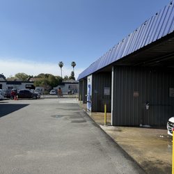 E-Z Clean Carwash