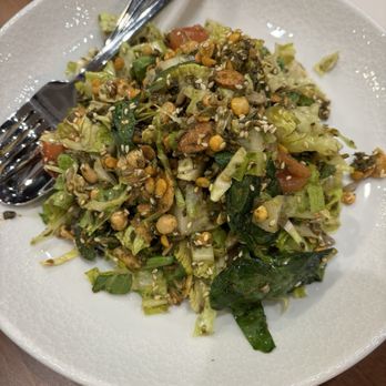 Chef Burma - Tea leaf salad - Burmese Near Me - Sacramento, California Chef Burma - Tea leaf salad - Burmese Near Me - Sacramento, California