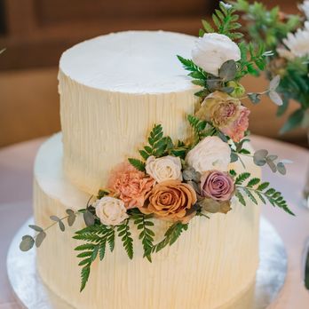 Le Gateau Elegant - Bakeries Near Me - Walnut Creek, California Le Gateau Elegant - Bakeries Near Me - Walnut Creek, California