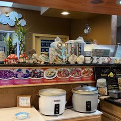 Jowli's Filipino Cuisine