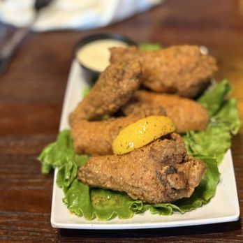 West Broad Bandshell - Crispy Lemon pepper Wings - Soul Food Near Me - Savannah, Georgia West Broad Bandshell - Crispy Lemon pepper Wings - Soul Food Near Me - Savannah, Georgia