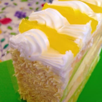 Fantasy Cakes - Lemon Cake - Desserts Near Me - Vacaville, California Fantasy Cakes - Lemon Cake - Desserts Near Me - Vacaville, California