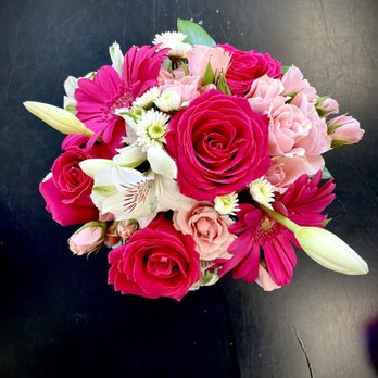 The Flower Loft - Florists Near Me - Quincy, Massachusetts