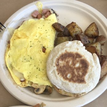 The Sinful Kitchen - Ham, Mushroom, Swiss Cheese Omelet - Breakfast & Brunch Near Me - Portland, Maine