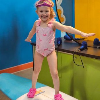Goldfish Swim School - Algonquin - Swimming Lessons/Schools Near Me - Algonquin, Illinois Goldfish Swim School - Algonquin - Swimming Lessons/Schools Near Me - Algonquin, Illinois
