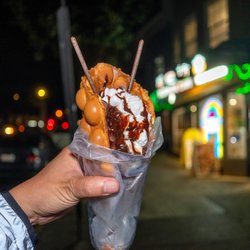 Noriega Cafe - Egg waffle sundae $9