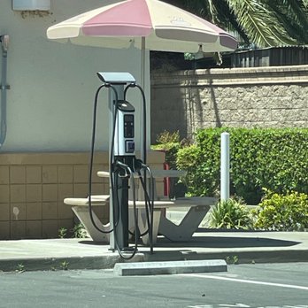 Wienerschnitzel - Pleasantly surprised to see N RV charging station - Hot Dogs Near Me - Dixon, California