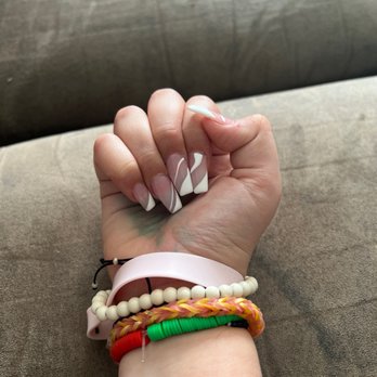 Da Oscar Nails - Oscar nails. I asked for the exact same design - Nail Salons Near Me - Staten Island, New York Da Oscar Nails - Oscar nails. I asked for the exact same design - Nail Salons Near Me - Staten Island, New York