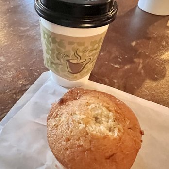 Campesino Coffee House - Campesino cafè con leche with steamed oat milk - Coffee & Tea Near Me - Houston, Texas Campesino Coffee House - Campesino cafè con leche with steamed oat milk - Coffee & Tea Near Me - Houston, Texas