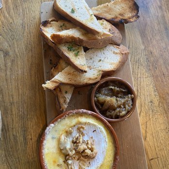 Public Kitchen & Bar - Baked Camembert - New Zealand Near Me - Queenstown, OTA Public Kitchen & Bar - Baked Camembert - New Zealand Near Me - Queenstown, OTA