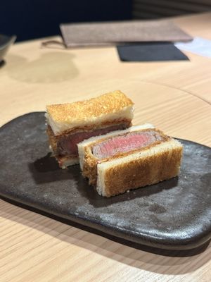 Sumibi Yakiniku Nakahara by null