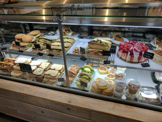 Milton B - Cafétéria urbaine by null