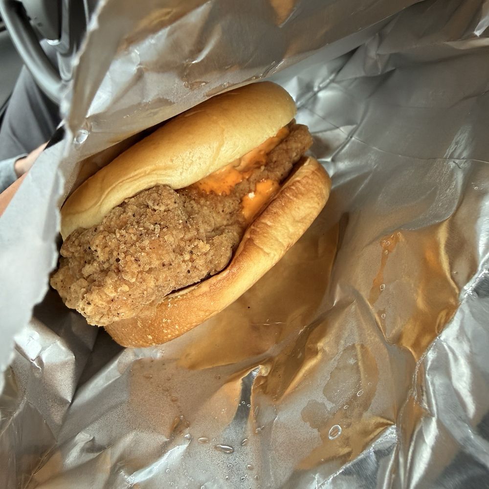 KFC - Fast Food Near Me - Piedmont, South Carolina