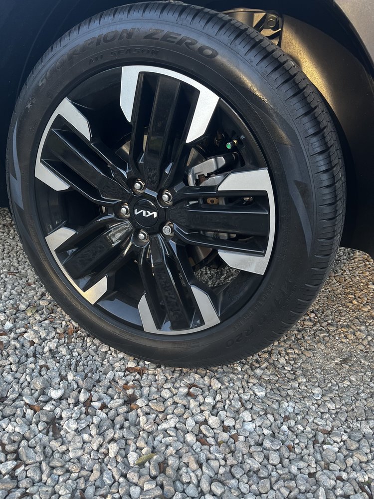 BRAD’S DETAIL & CAR WASH SERVICE 27 Photos 1500 Apalachee Pkwy