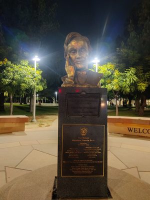 Abraham Lincoln Park by null