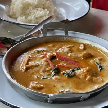 Rim Tanon - Pumpkin Red Curry - Thai Near Me - Houston, Texas Rim Tanon - Pumpkin Red Curry - Thai Near Me - Houston, Texas