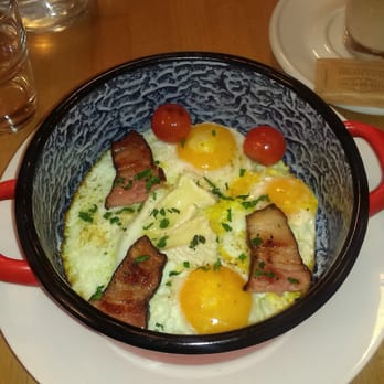 a Table! - French Near Me - Prague, Puerto Rico
