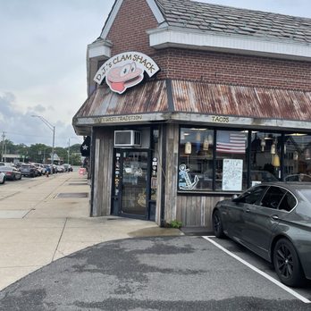 DJ’s Clam Shack - DJ Clam Shack - Seafood Near Me - Wantagh, New York