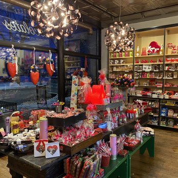 River Forest Chocolates - a candy shop - Chocolatiers & Shops Near Me - River Forest, Illinois River Forest Chocolates - a candy shop - Chocolatiers & Shops Near Me - River Forest, Illinois