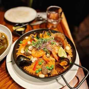 Limón - Paella - Peruvian Near Me - Mountain View, California Limón - Paella - Peruvian Near Me - Mountain View, California