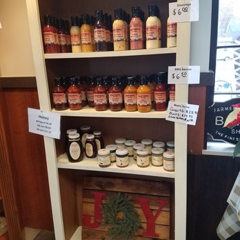 Applegate Farm - Farmers Market Near Me - Canton, Connecticut