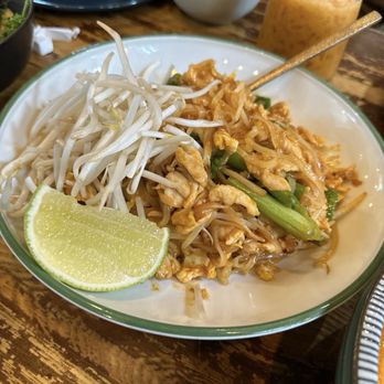 Kin Long Beach - Pad thai - Thai Near Me - Long Beach, California