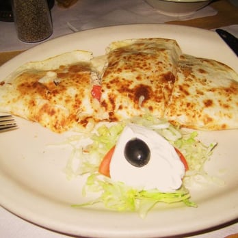 Manuel's Mexican Restaurant - Quesadilla con todo [plus chicken] - Mexican Near Me - Aptos, California