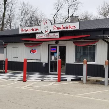 Don Juan V's Sandwiches - The exterior as she pull into the parking lot - Peruvian Near Me - Indianapolis, Indiana