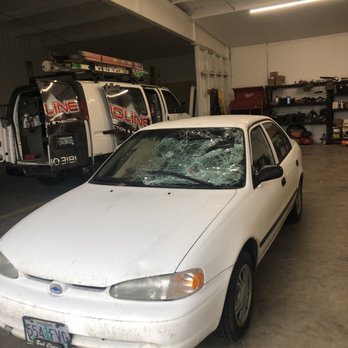 Mid-Valley Auto Glass - Before windshield replacement - Auto Glass Services Near Me - Albany, Oregon Mid-Valley Auto Glass - Before windshield replacement - Auto Glass Services Near Me - Albany, Oregon