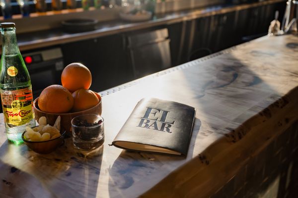El Bar by null
