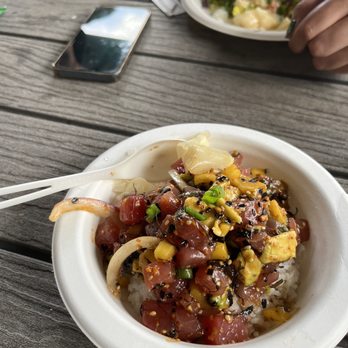 Hanalei Poke - Food Trucks Near Me - Hanalei, Hawaii Hanalei Poke - Food Trucks Near Me - Hanalei, Hawaii