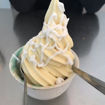 Funky Elephant - Mango soft serve with coconut cream - Thai Near Me - Berkeley, California