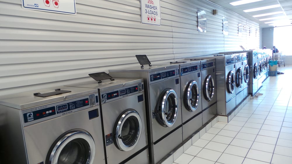 SUPER MATT COIN LAUNDRIES Updated September 2024 1118 SE Lakeview