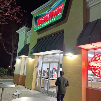Krispy Kreme - Entrance - Donuts Near Me - Union City, California
