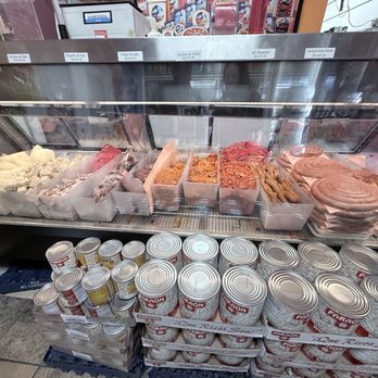Carniceria Los Compadres - Mexican Near Me - Mount Vernon, Washington