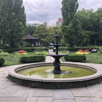 St. James' Park - St. James Park - Parks Near Me - Toronto, Ontario