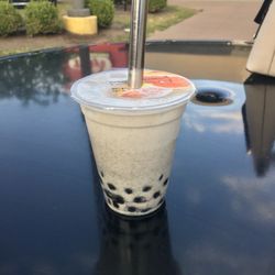 We Tea - Sesame milk green tea w/ tapioca