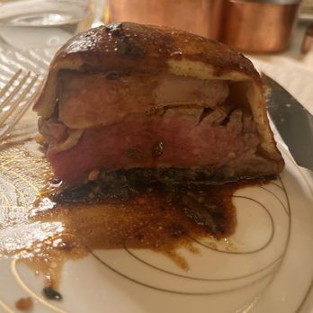 Le Relais Plaza - Beef Wellington - French Near Me - Paris, 75 Le Relais Plaza - Beef Wellington - French Near Me - Paris, 75