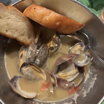 Joey's Kitchen Napili - Manila clams - Filipino Near Me - Lahaina, Hawaii Joey's Kitchen Napili - Manila clams - Filipino Near Me - Lahaina, Hawaii