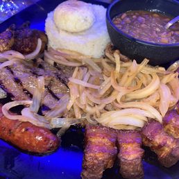 I asked for the onions . They dragged it. Bendaja a Sabor Colombian ? I think was the name