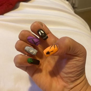 7 Nail Spa - Riggs hand - Nail Salons Near Me - Santa Rosa, California